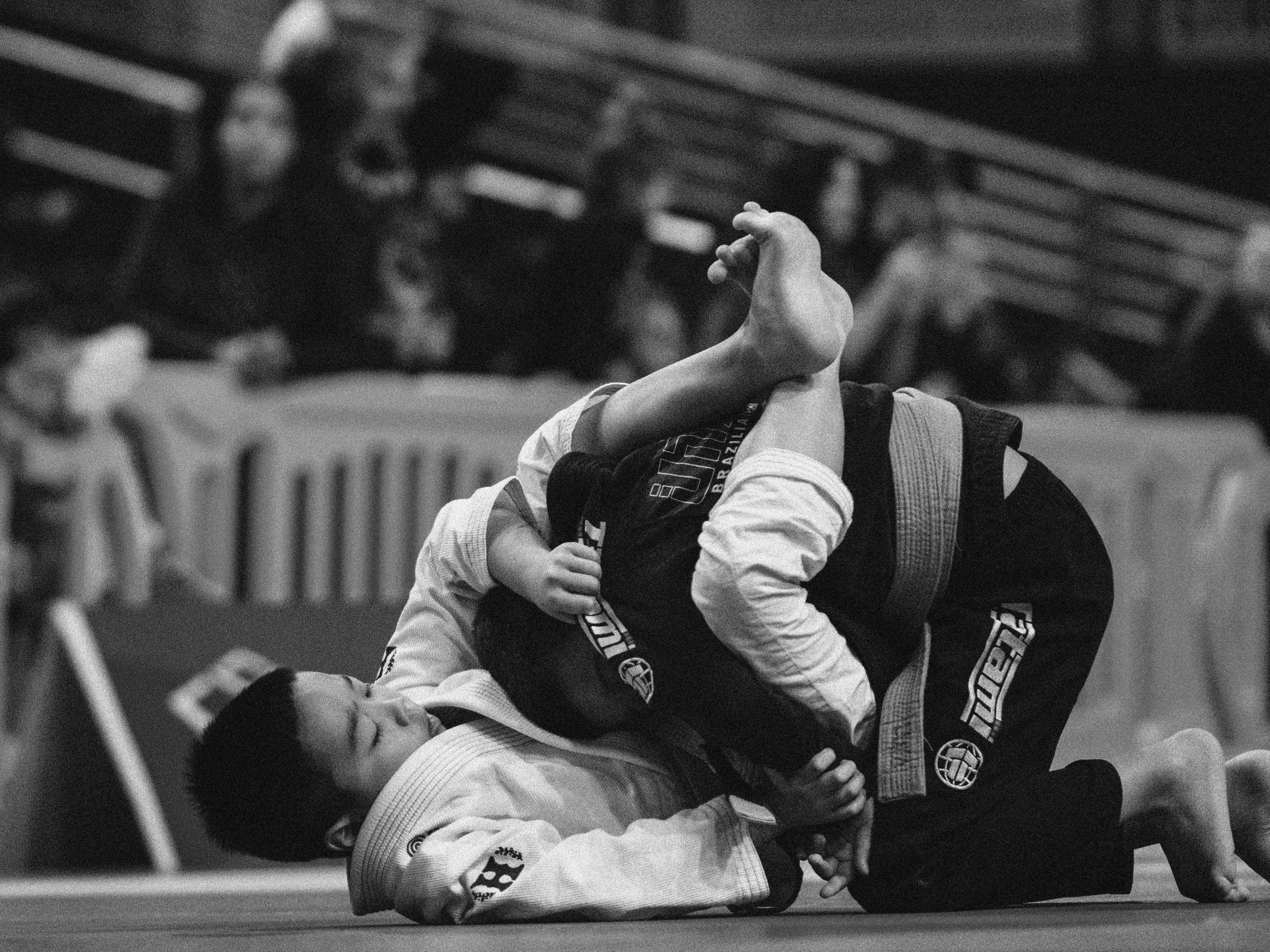 Parents Coaching Kids in Jiu-Jitsu and Wrestling: How to Avoid Toxicity and Help Them Thrive